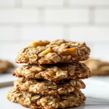 Apple Cinnamon Oatmeal Cookies